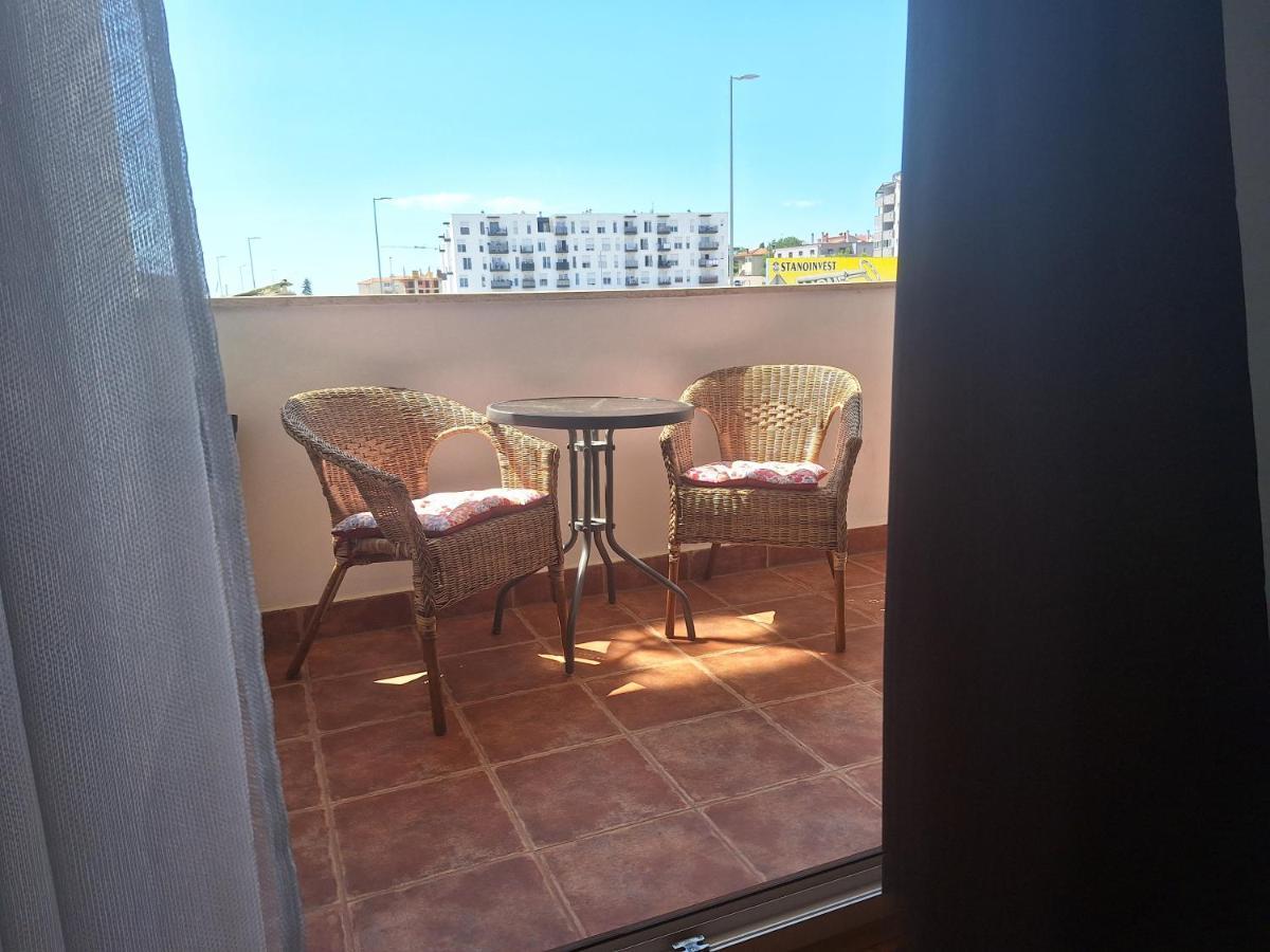 G&E Apartment Pula Bagian luar foto