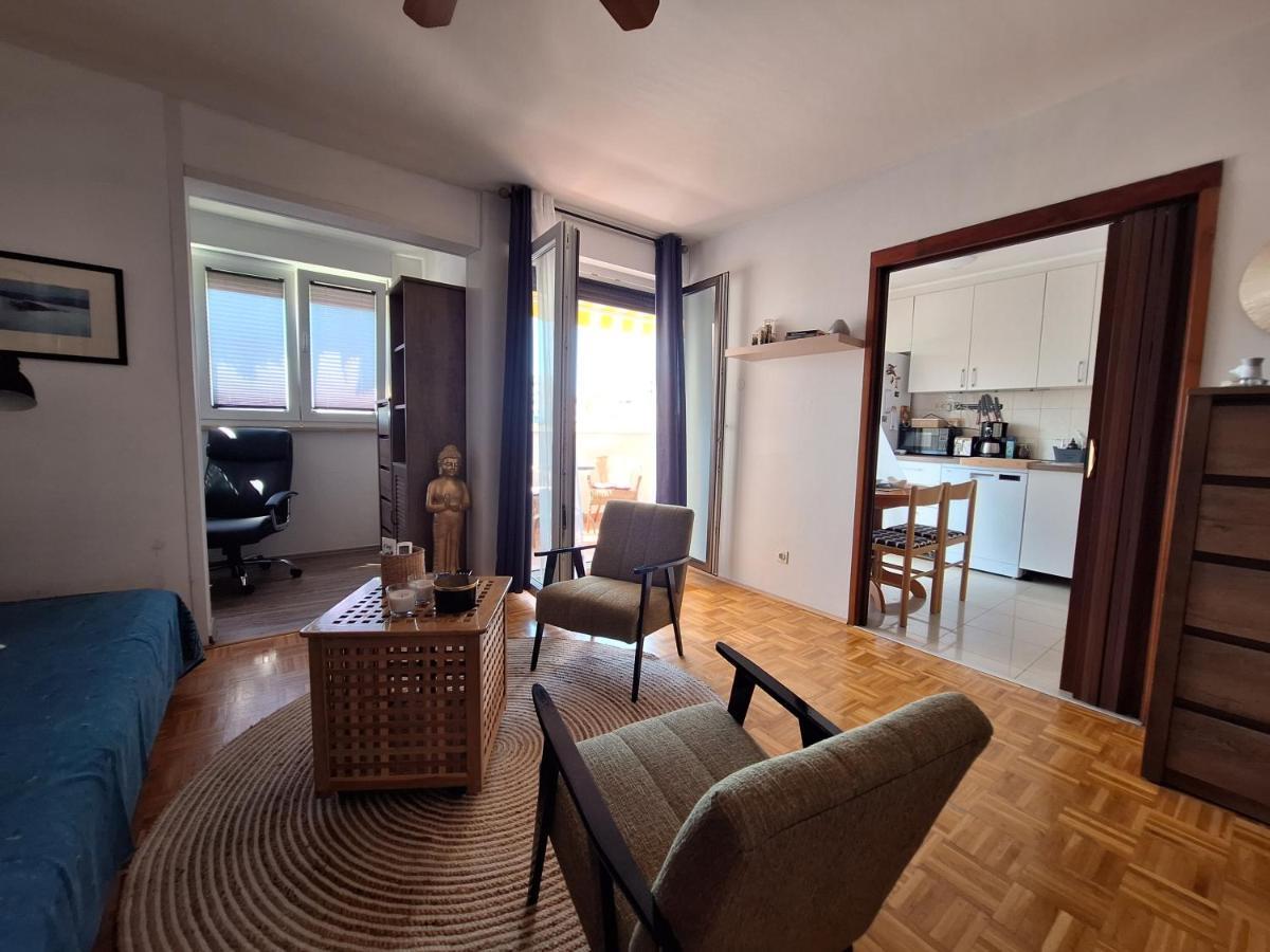 G&E Apartment Pula Bagian luar foto