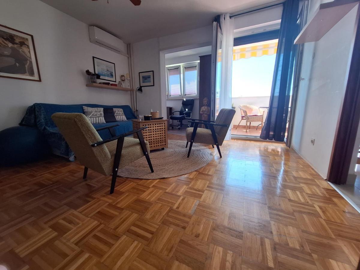 G&E Apartment Pula Bagian luar foto